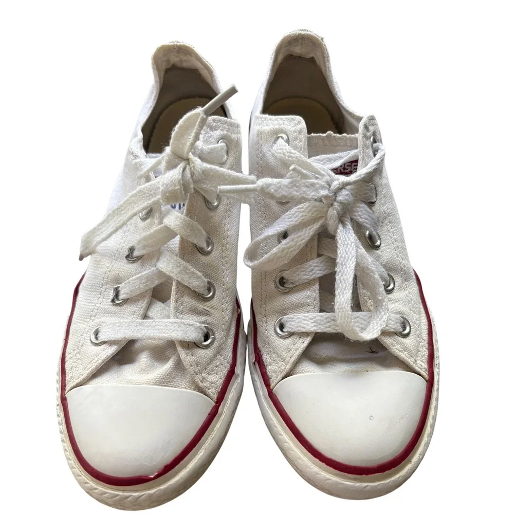 Converse Chuck Taylor All Star Kids White Canvas Low Top Sneakers Size 1